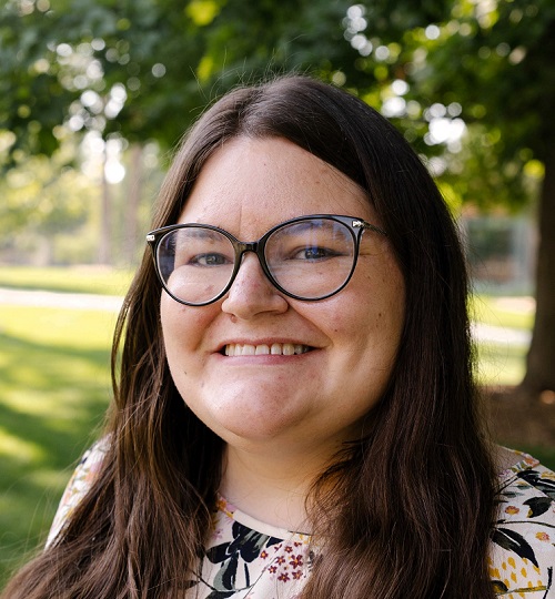 Jackie Smith headshot
