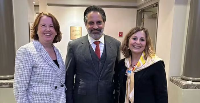 GU President Katia Passerini poses with ICW President Terri Standish-Kuon and Seatttle U. President Eduardo Peñalver