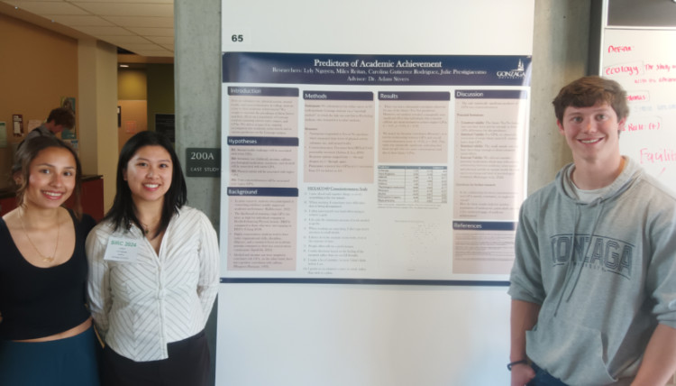 Student research team group photo.