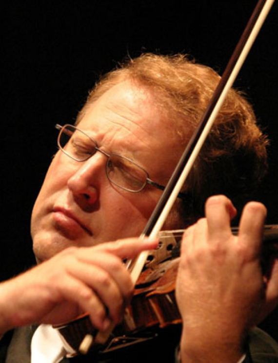 Portrait of Shlomo Mintz, violin soloist