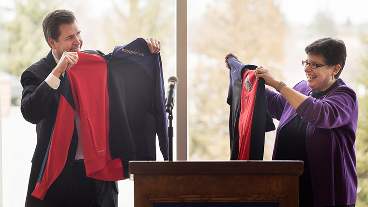 Announcement of the partnership between University of Washington and Gonzaga University for medical education and research in Spokane.