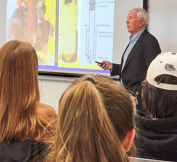 Byrl Williams in lecture to students