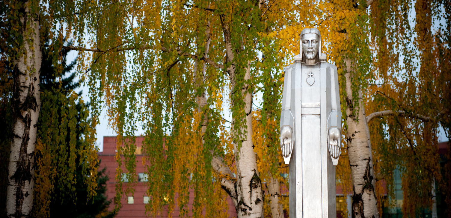 aluminum jesus statue 