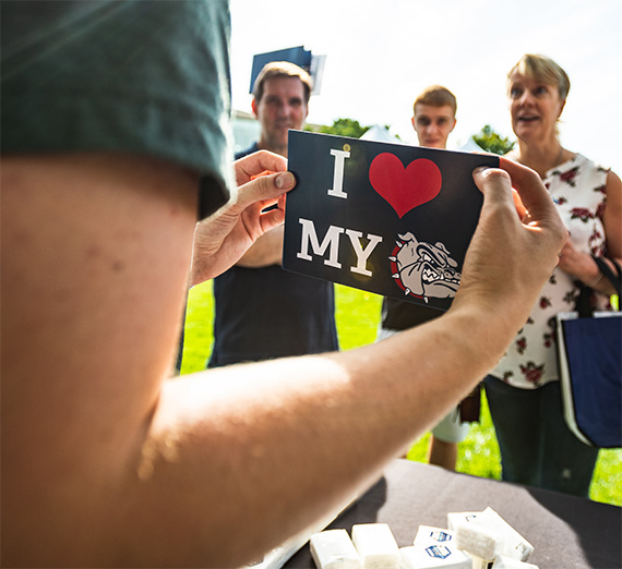 Postcard that reads "I love my Zag"