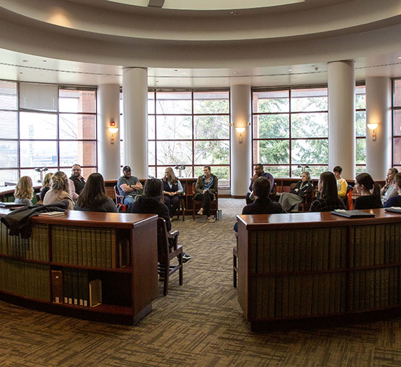 A group discussion in the Gonzaga University Library