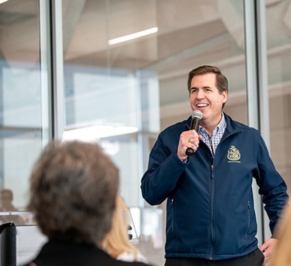 President McCulloh speaks to a crowd