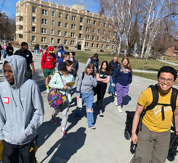 High school students attend the Zag For a Day program