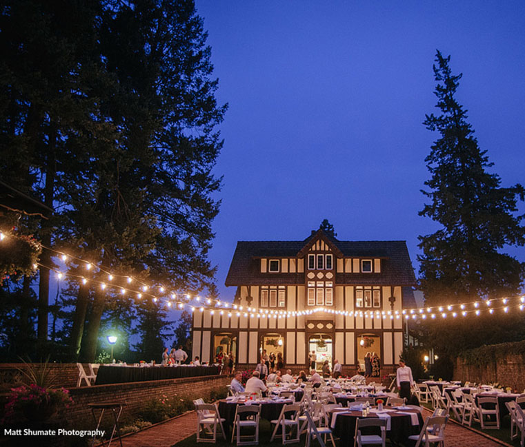 Wedding reception at Bozarth Mansion