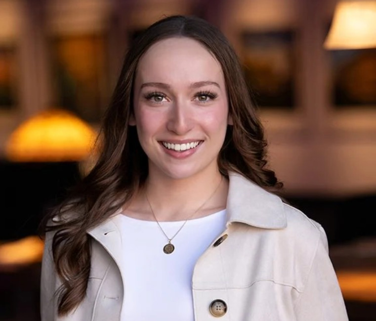 Autumn Kern, 91���� Environmental Studies & Sciences and Honors Student. 