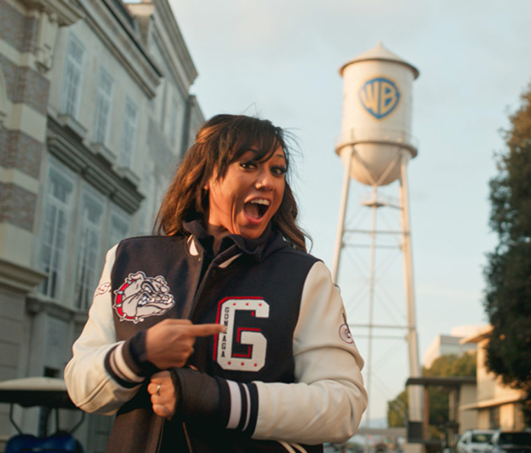 Mandi Price at Warner Brothers Studio.