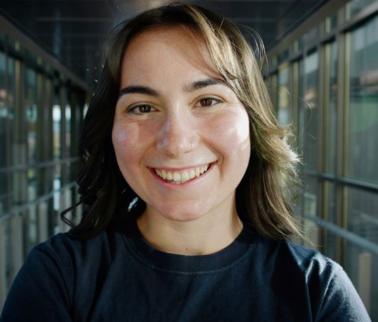 Zoe, Applied Mathematics student