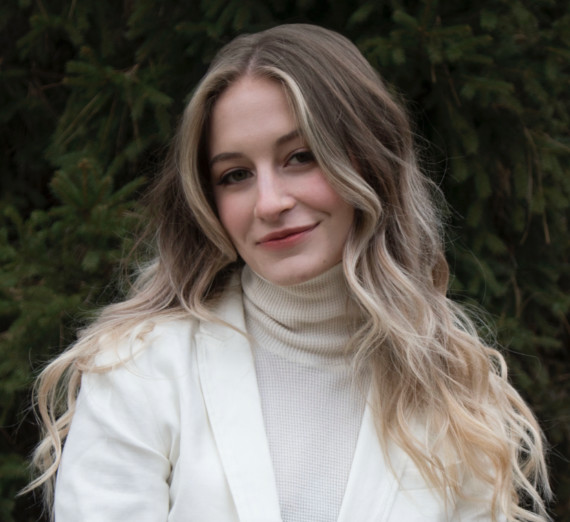 Portrait of Emma Wood