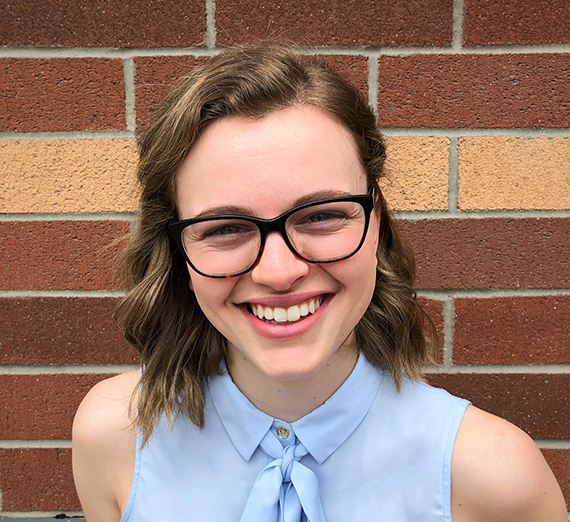 Portrait of Jessica Herron, Major in Biology and Philosophy, Minor in Writing