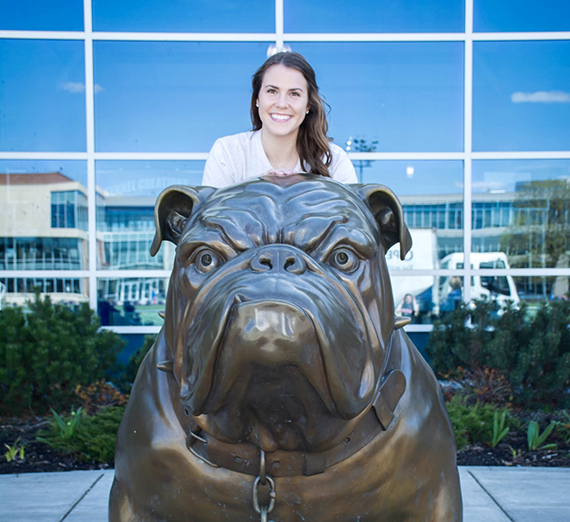 Portrait of Katherine Drexelius, Biology major