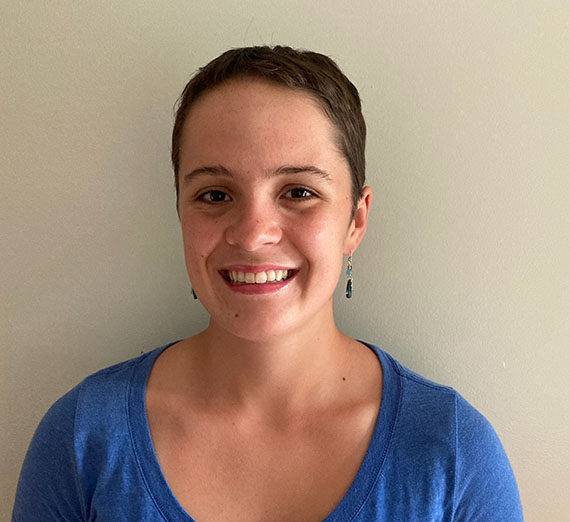 Portrait of Naomi Halbersleben