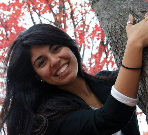2014 graduate Mariel Rodriguez smiling. 