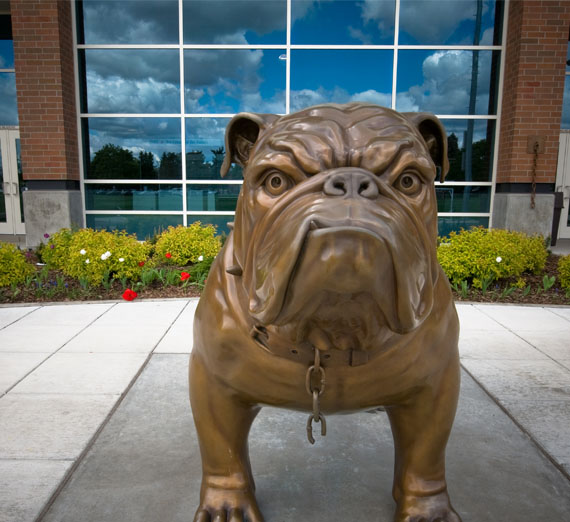 spike the bulldog statue 