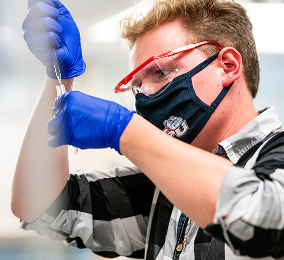 Dr. Jennifer Niven Shepherd holds a lab for 51�Թ�s.