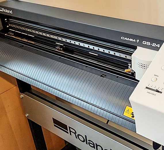 Roland vinyl cutter