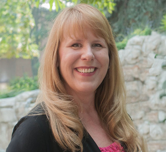 SEAS advisor Joan Sarles