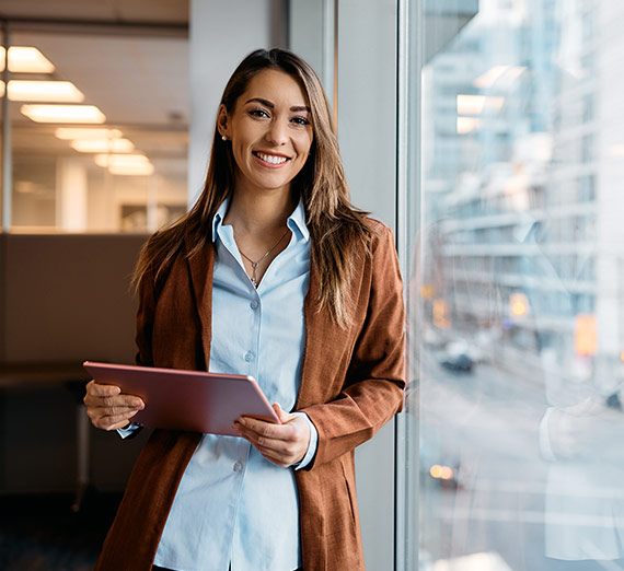 A young woman working in digital marketing