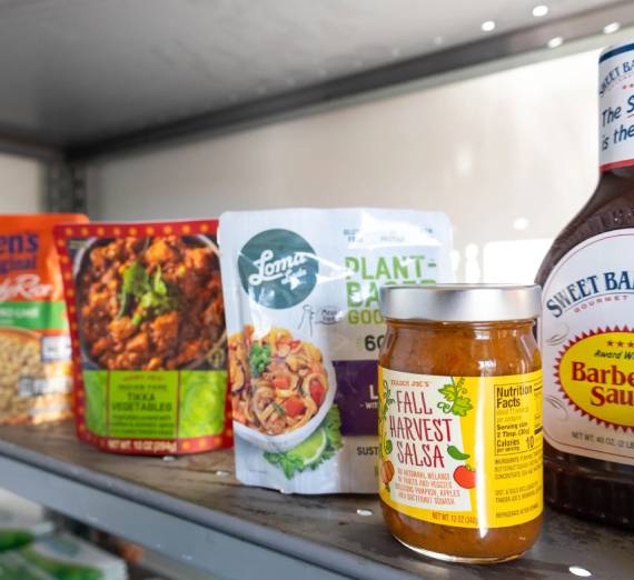 photo of various foods on a shelf offered by GU campus pantry
