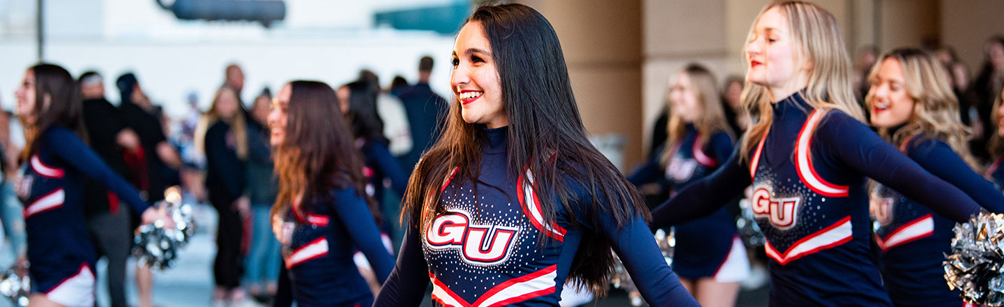 ������ cheerleaders