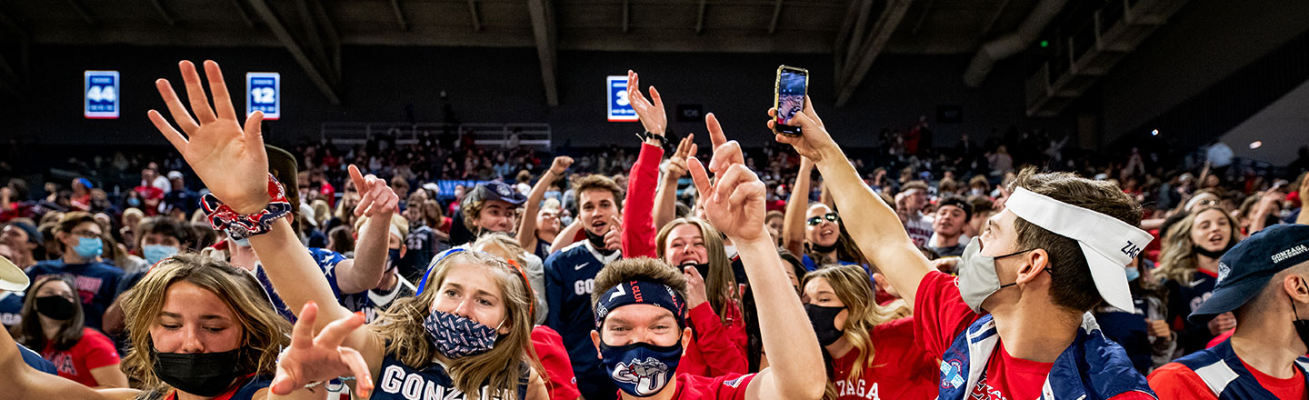 The crowd cheers in the Kennel.