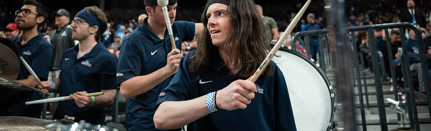 The Gonzaga band plays in the NCAA tournament.
