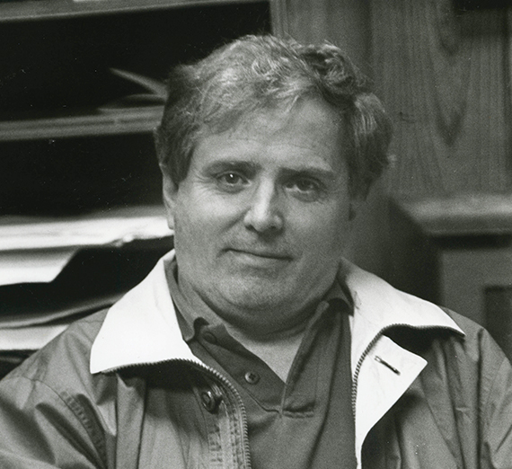 black and white head shot of art professor Robert Gilmore 
