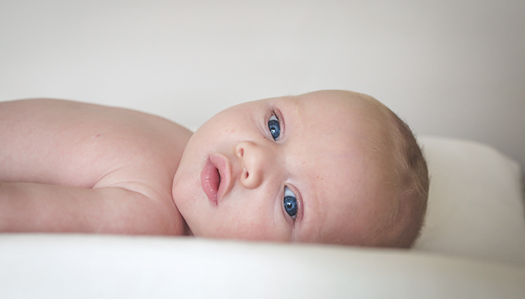 baby with blue eyes