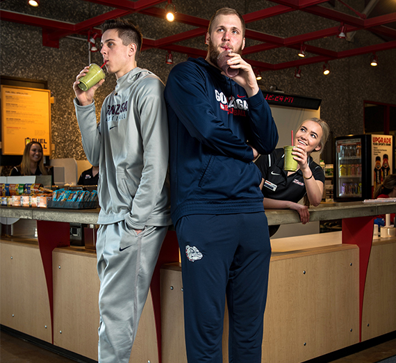 Gonzaga Basketball giants Przemek Karnowski and Zack Collins drink protein shakes