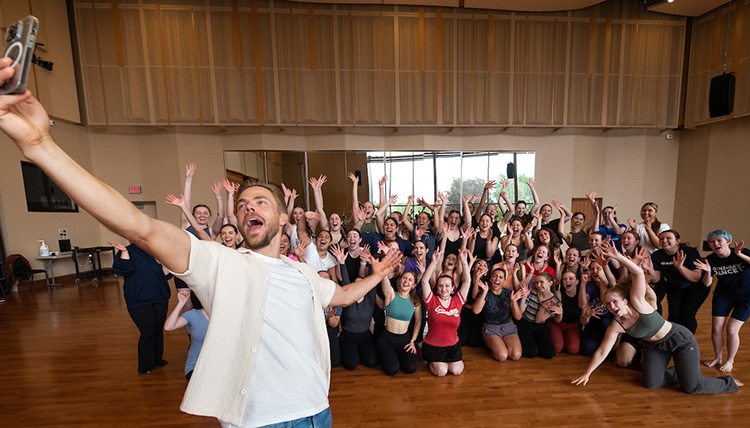 Derek Hough takes a selfie with Gonzaga Dance master class students