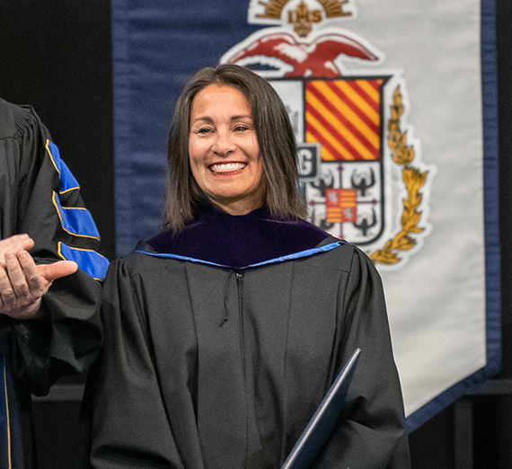 Latina in academic gown