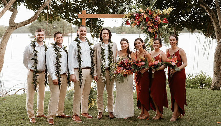 wedding party in hawaii