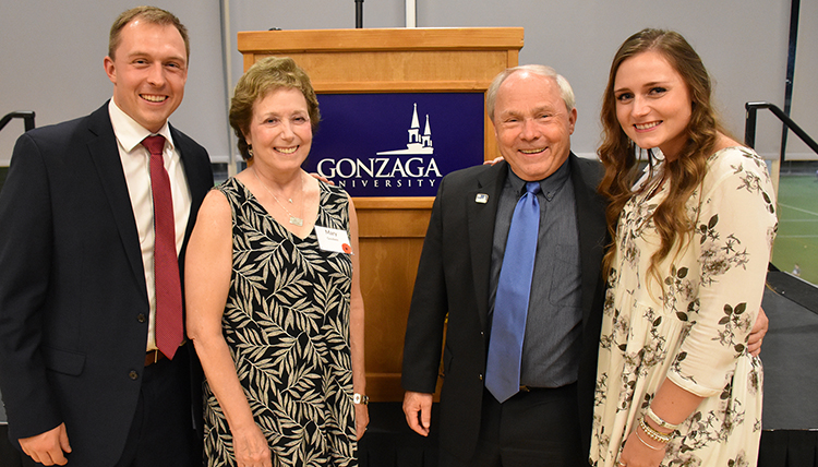 dale goodwin with wife and two adult children