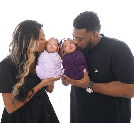 Aaron Winder and Jessica are delighted by twin daughters Navy Rose and Savannah Grace