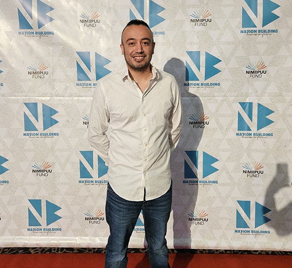 GSBA president Miguel Acosta at commencement 