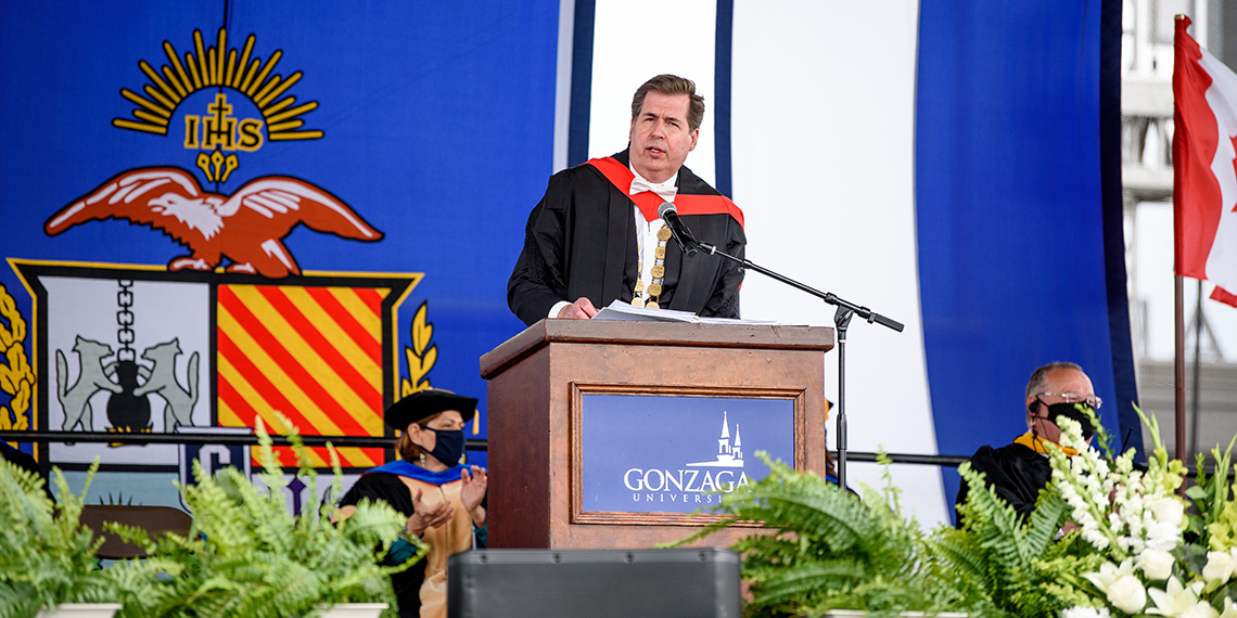 President Thayne McCulloh speaks to graduates at one of the five in-person outdoor ceremonies May 8-9. (GU photo by Matt Repplier)