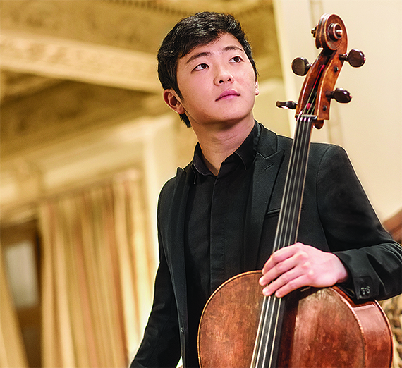  Cello Virtuoso Brannon Cho (Credit Carlin Ma)