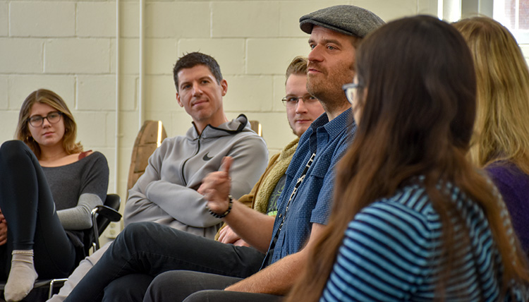 Alumnus Eric Edelstein speaks to Gonzaga acting class.