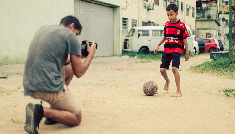 alec cutter filming child