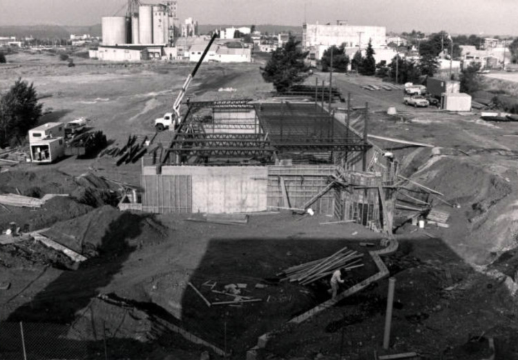 Jepson Center under construction 1986