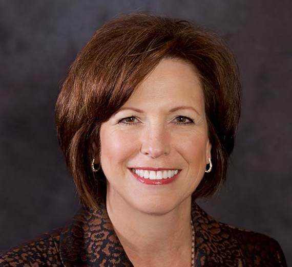 headshot of smiling woman