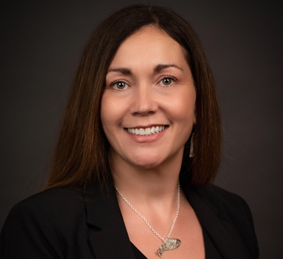 Alumna Tleena Ives 