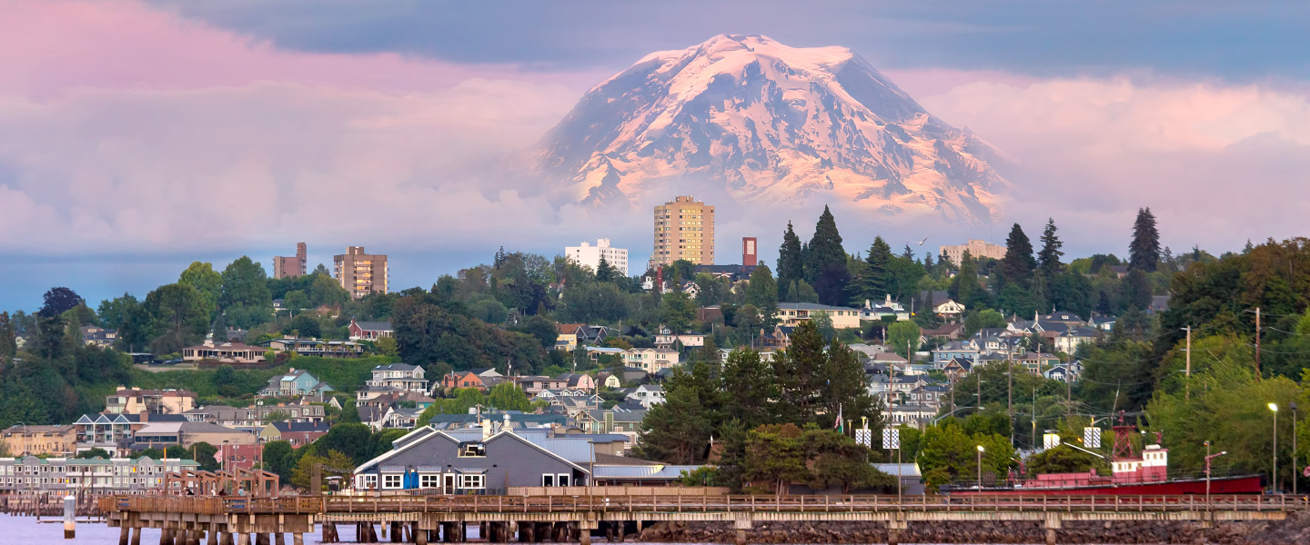 Tacoma, Washington neighborhood with Mt. Rainer