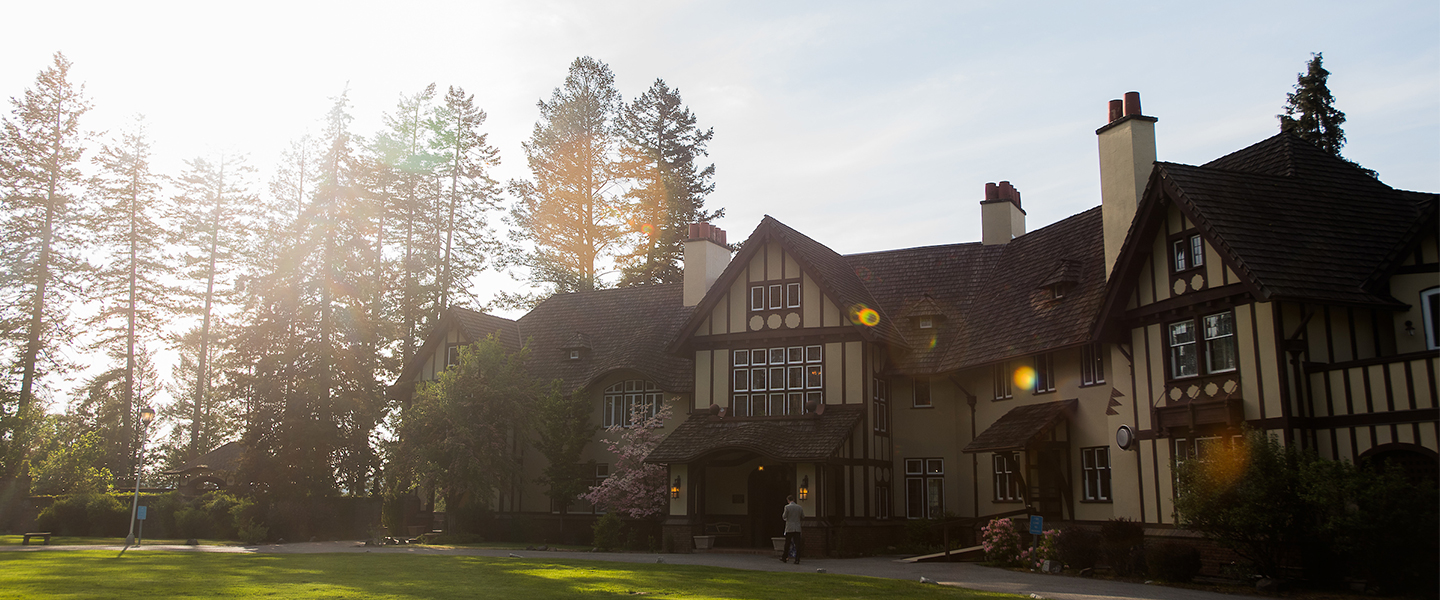 Exterior of Bozarth Mansion in Spokane, Washington