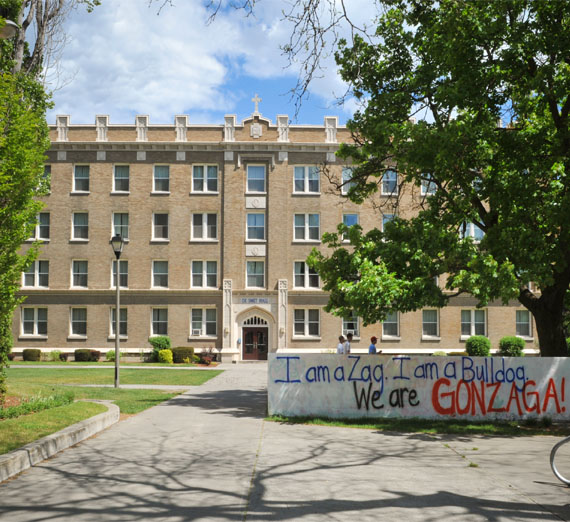DJ DeSmet Playlist Gonzaga University